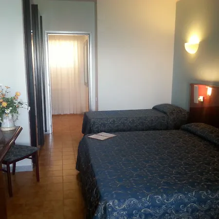 Grand Dei Cesari Dependance 3* Anzio