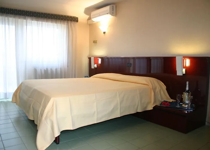 Grand Dei Cesari Dependance Hotel Anzio