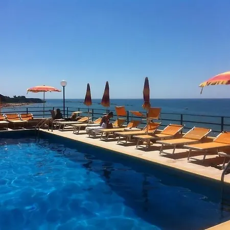 Hotel Grand Dei Cesari Dependance 3*