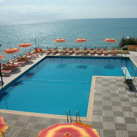 Grand Dei Cesari Dependance 3*